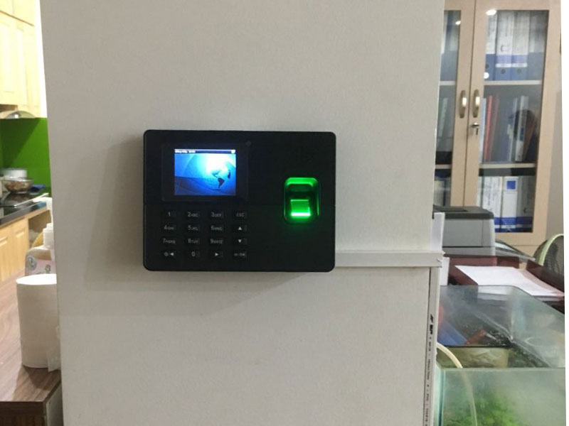 Lắp đặt máy chấm công tại thạch thất giá cực tốt