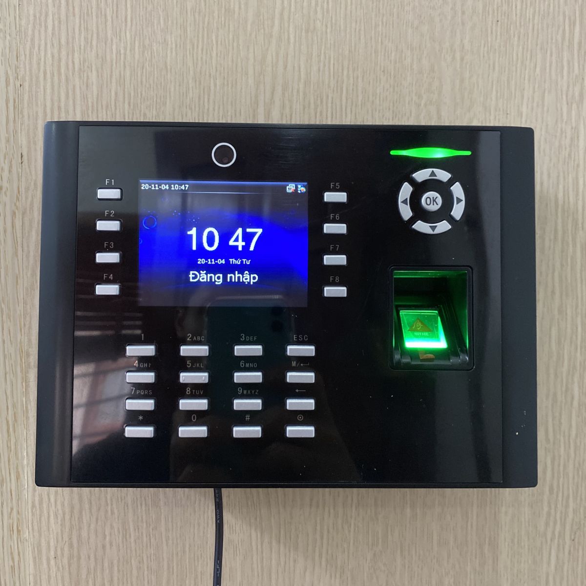 Hình ảnh thực tế của máy chấm công ICLOCK660
