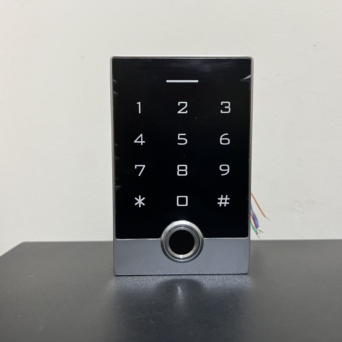 Thiết bj kiểm soát vân tay TF3 APP Tuya wifi